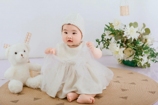 任丘宝宝在妈妈肚子里