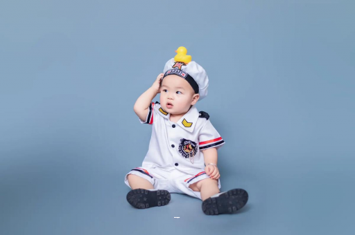 任丘宝宝几个月攒肚子